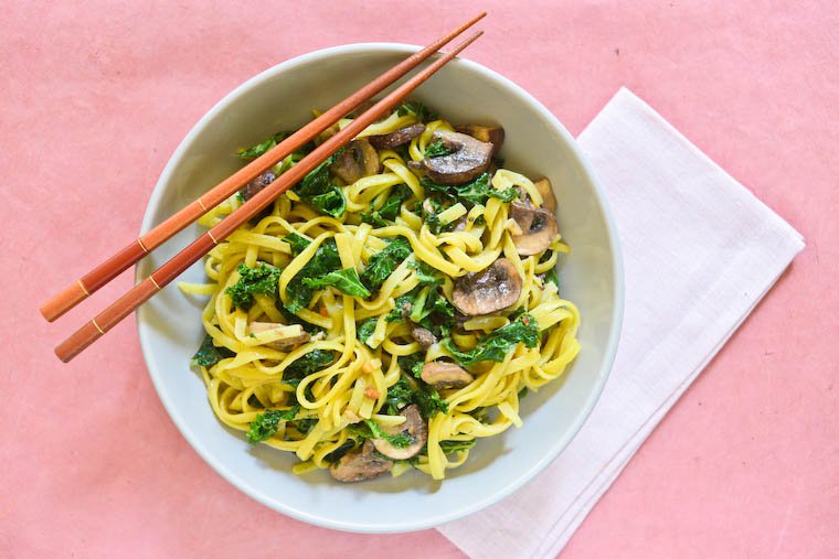 Peanut Noodles with Kale and Mushrooms