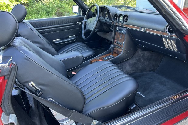 1988 Mercedes-Benz 560SL