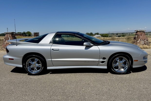 2002 Pontiac Firebird Trans Am WS6 Coupe