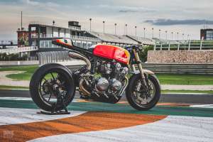 Honda cb750f cafe racer 8